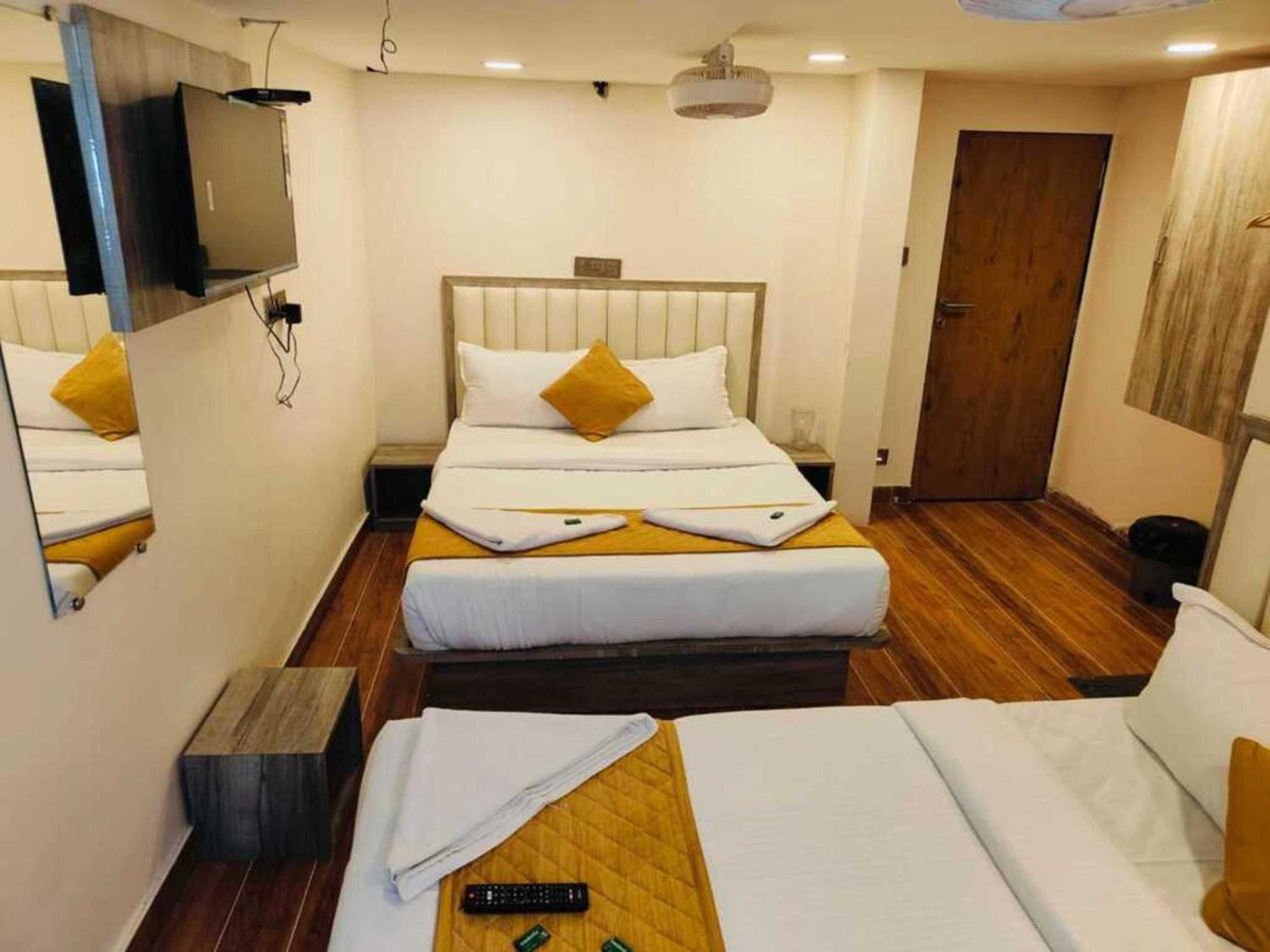 Hotel Pride Suites - Kurla West Bombaj Exteriér fotografie